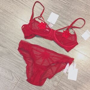 Savage x Fenty lingerie set